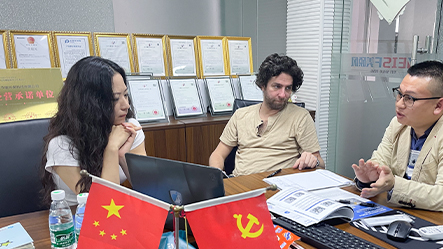 零距離體驗設(shè)備效果